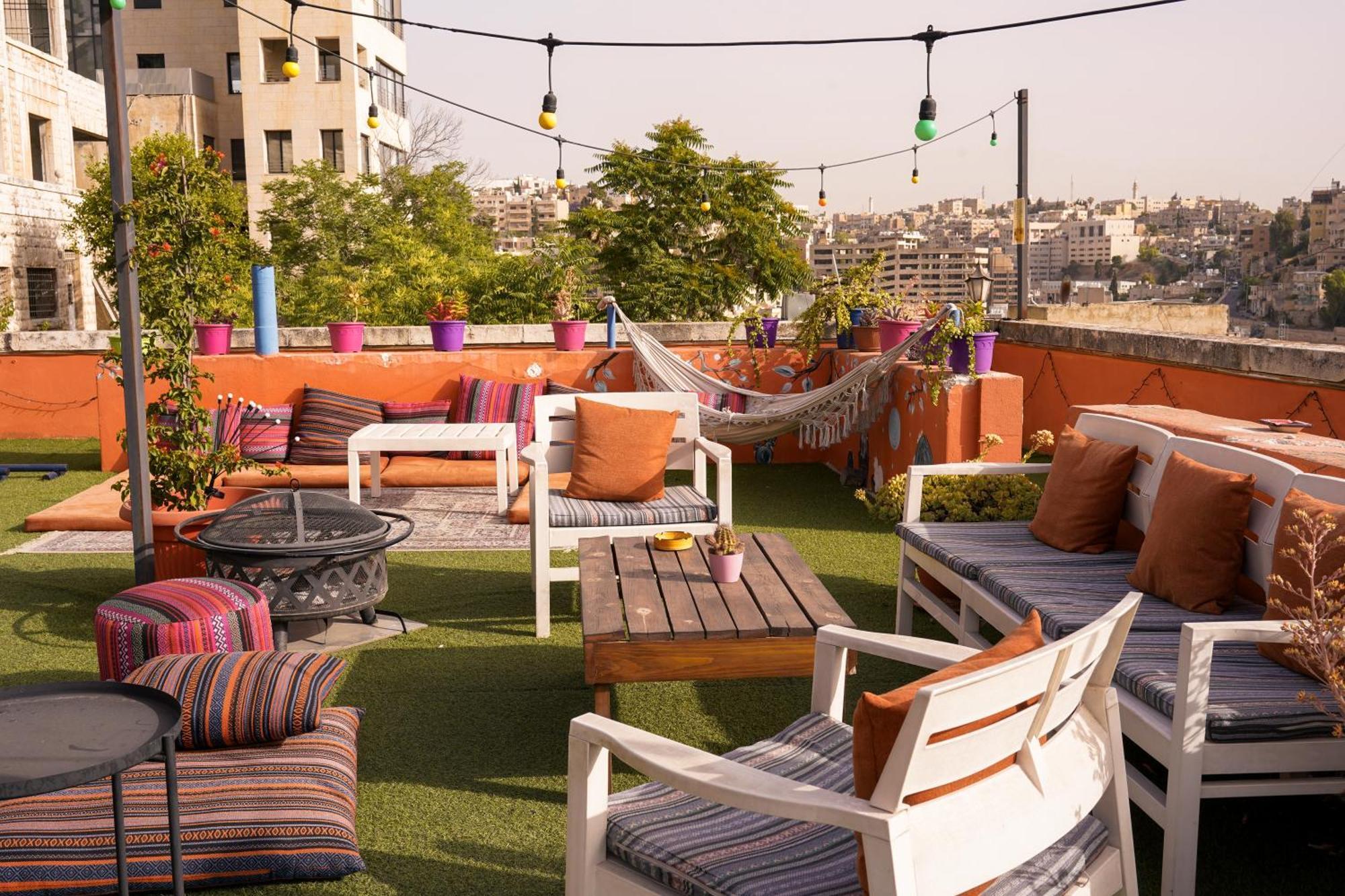 Medusa Home Stay Amman Exterior photo